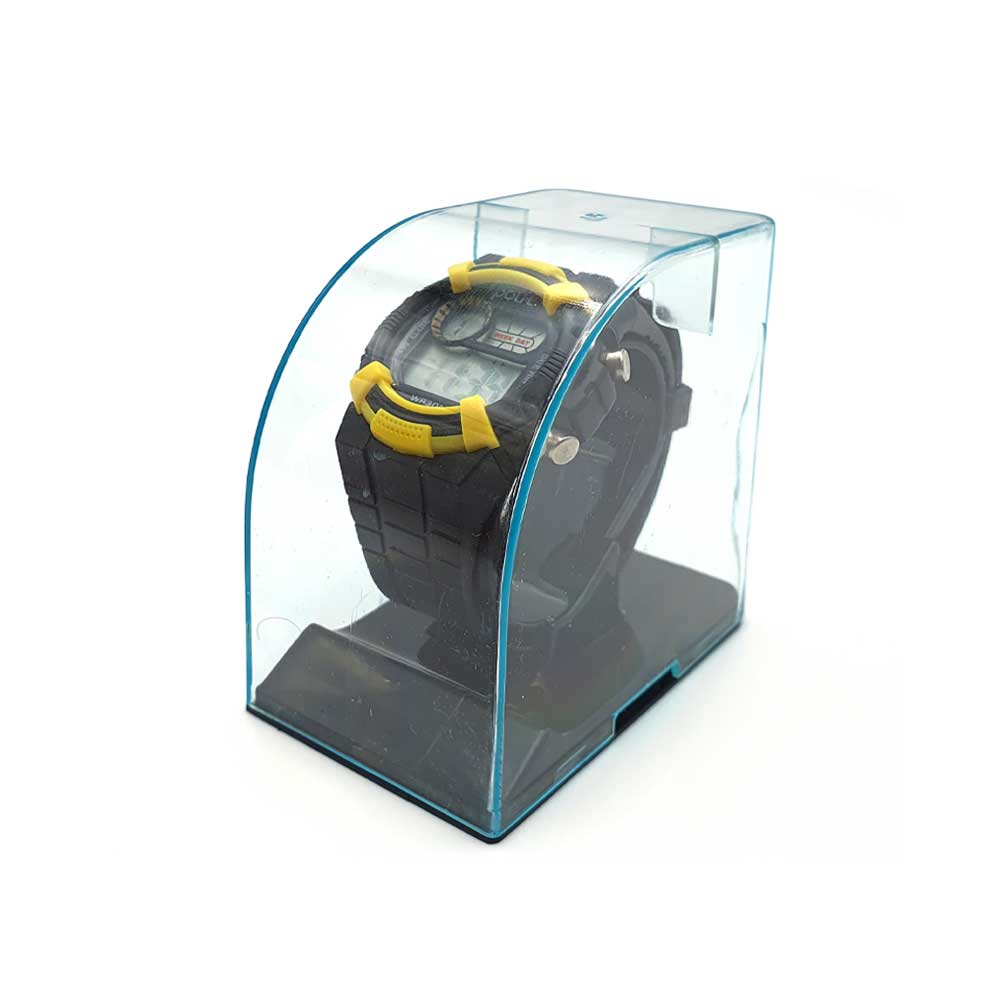 Polit Students Watch Black & Yellow