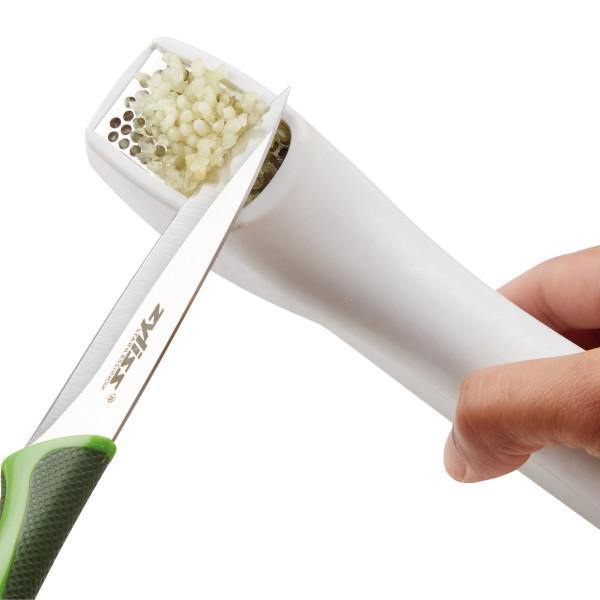 Easy Clean Garlic Press