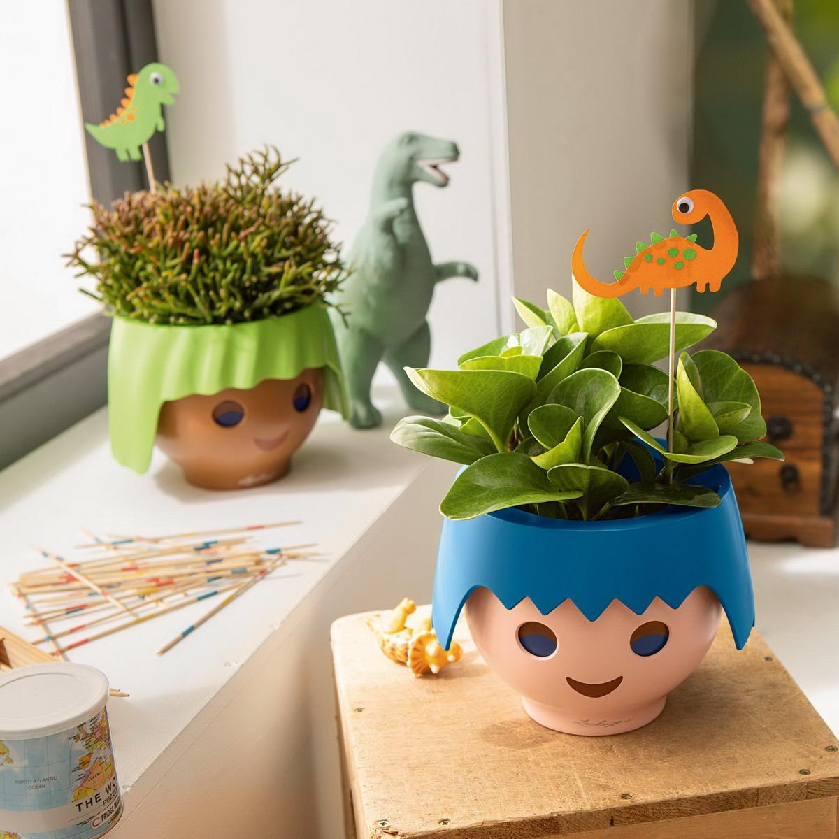 LECHUZA OJO Poly Resin Table Self-watering Planter with Substrate and Water Level Indicator